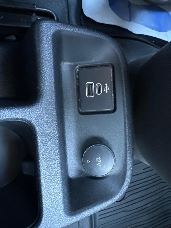 Ford Transit Connect - Photo 28