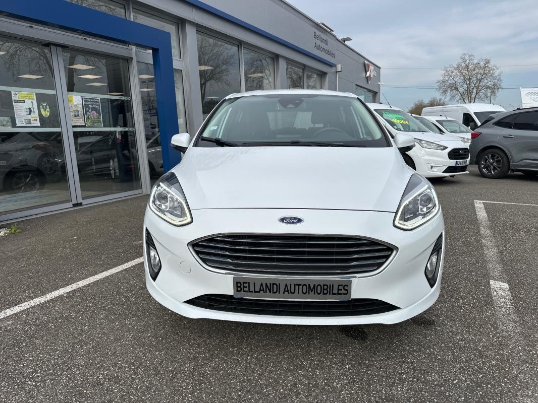 Ford Fiesta - Photo 2
