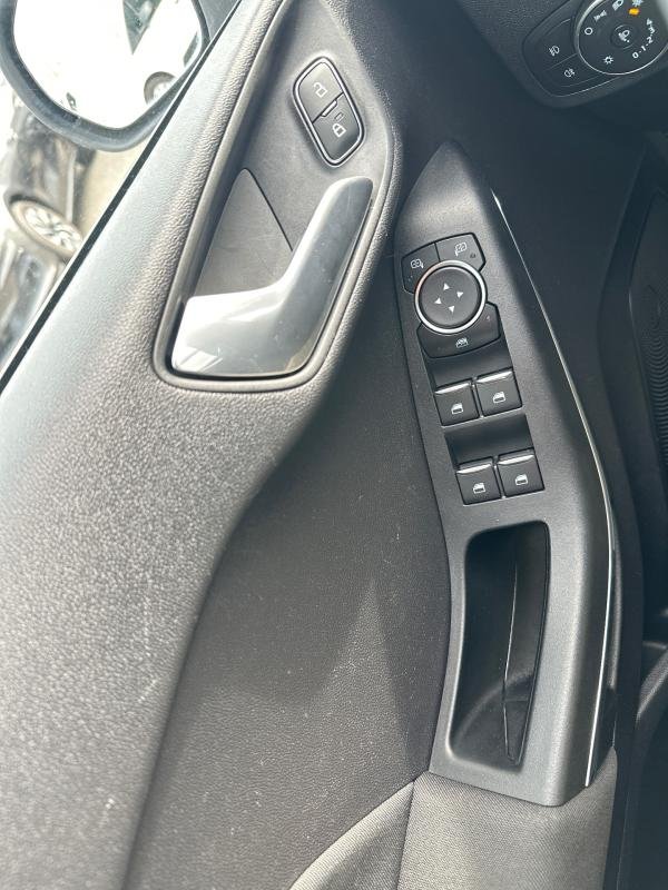 Ford Fiesta - Photo 32