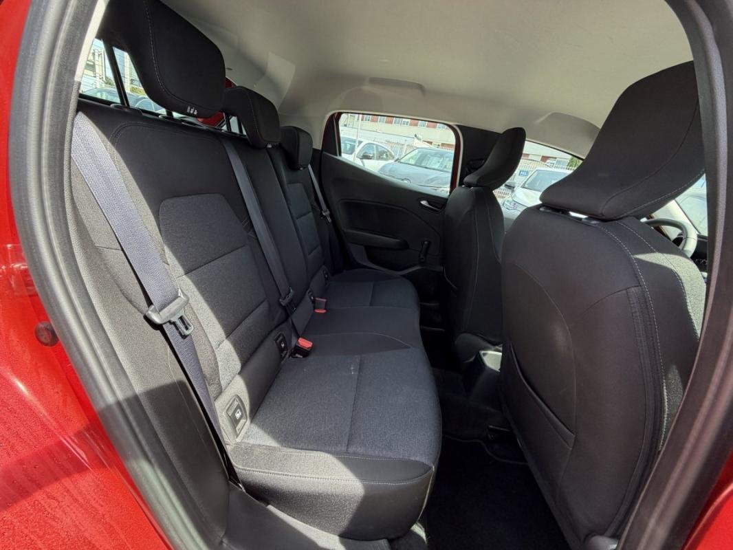 Renault Clio - Photo 14