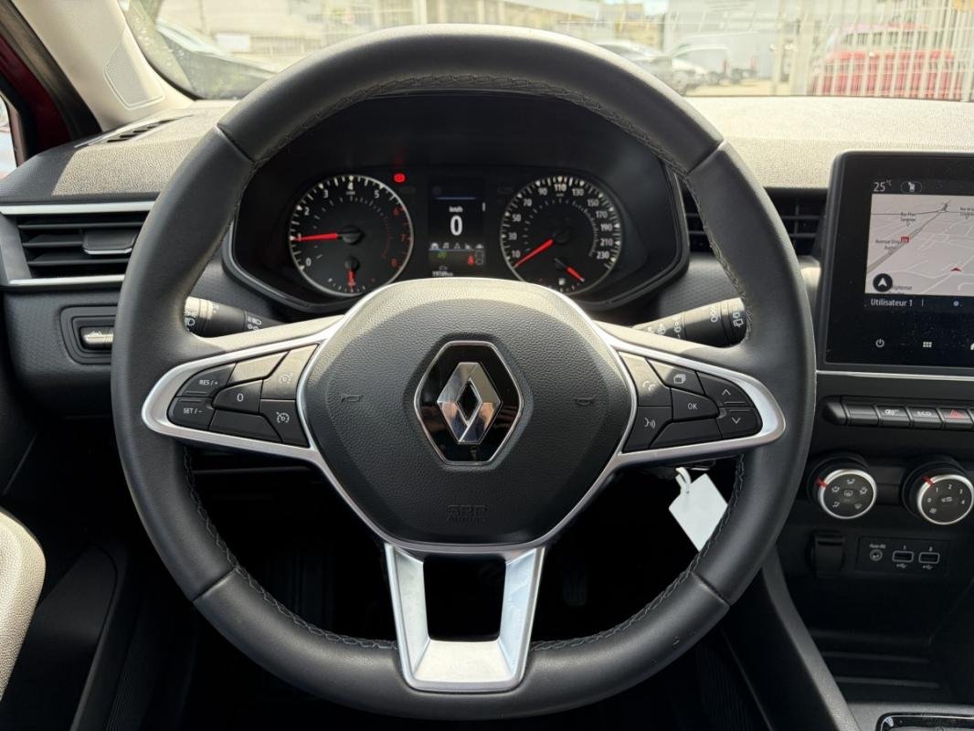 Renault Clio - Photo 21