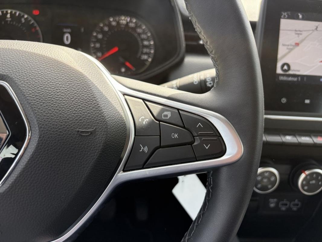 Renault Clio - Photo 22