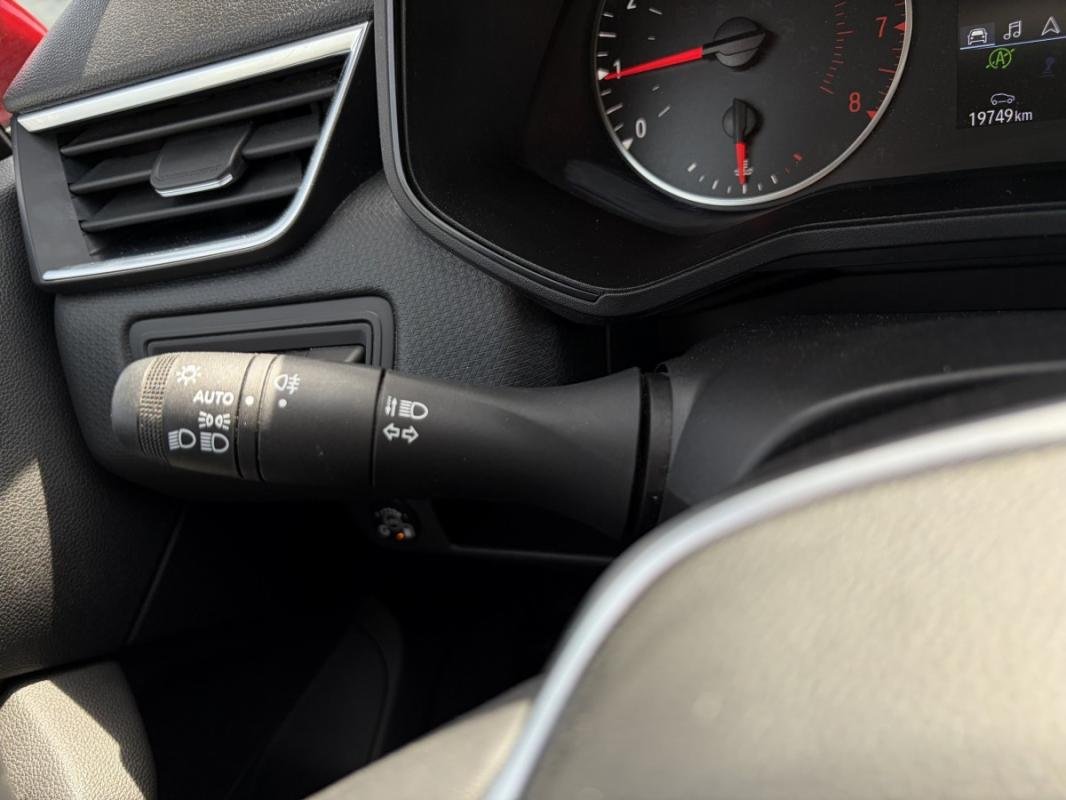 Renault Clio - Photo 25