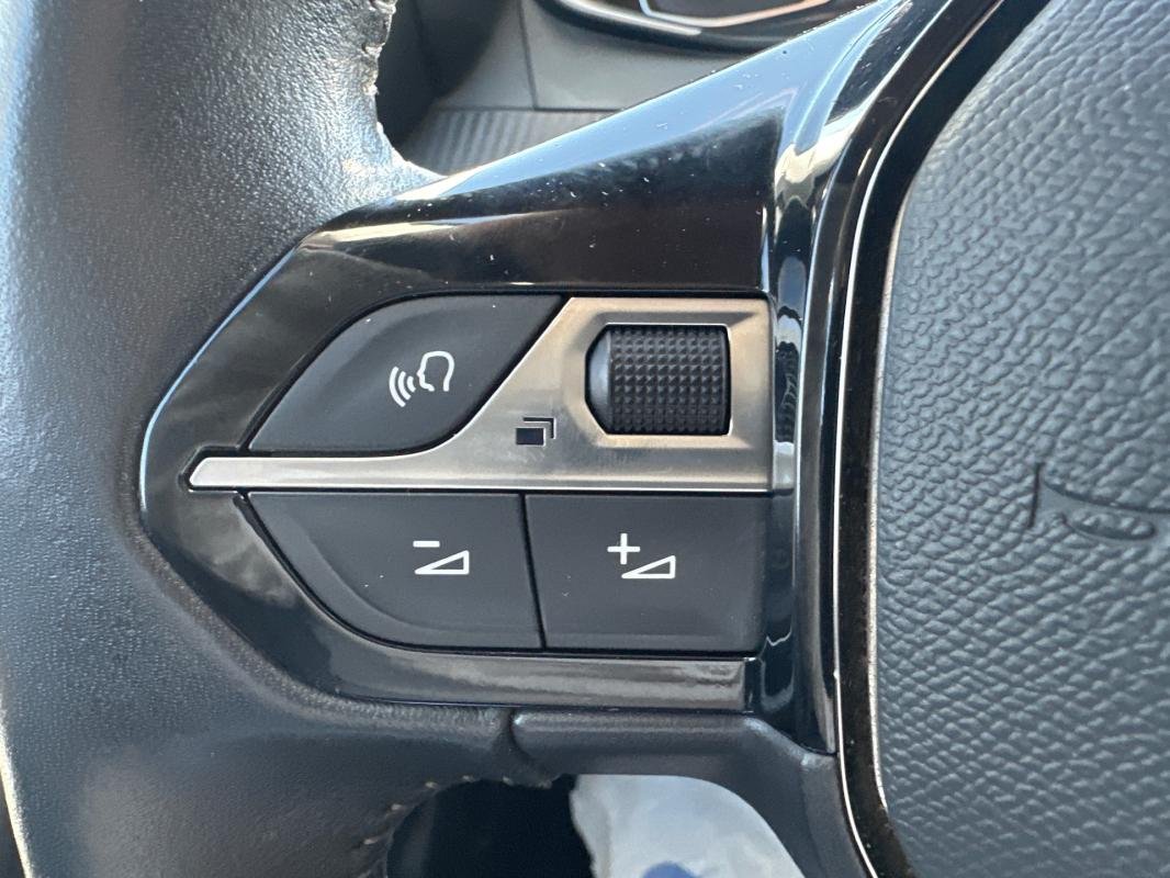 Peugeot 2008 - Photo 21