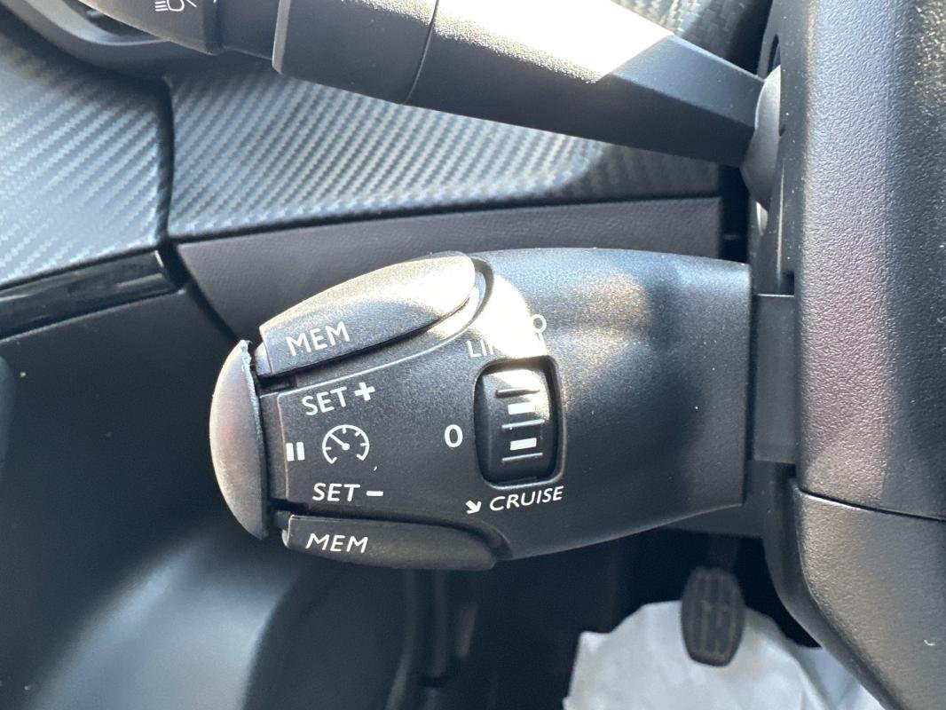 Peugeot 2008 - Photo 24