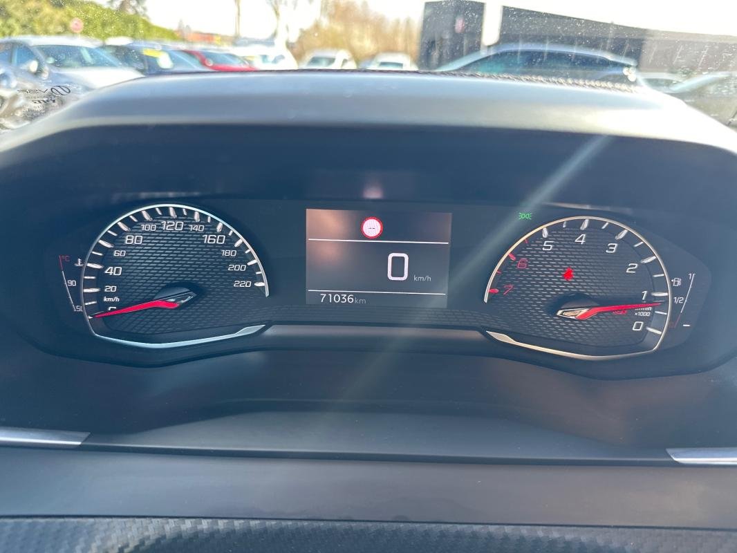Peugeot 2008 - Photo 25