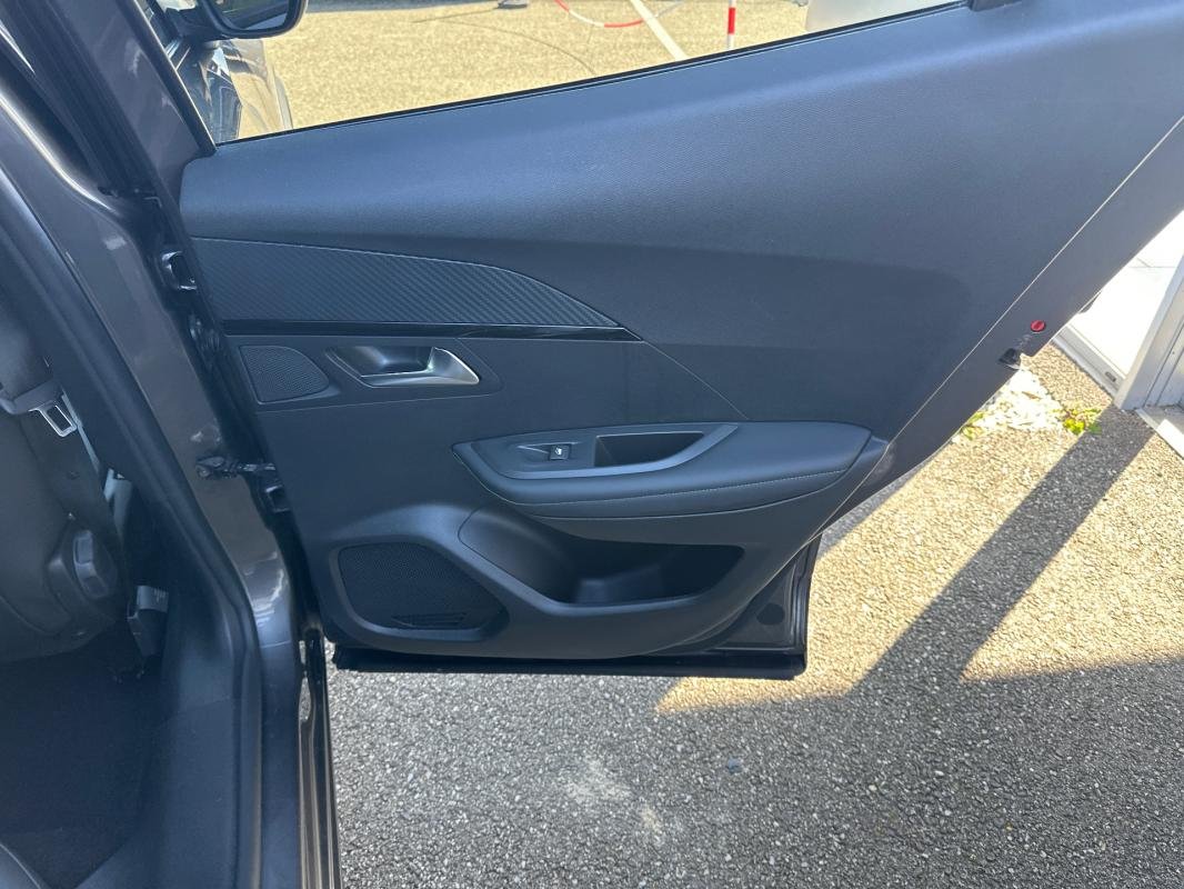 Peugeot 2008 - Photo 9