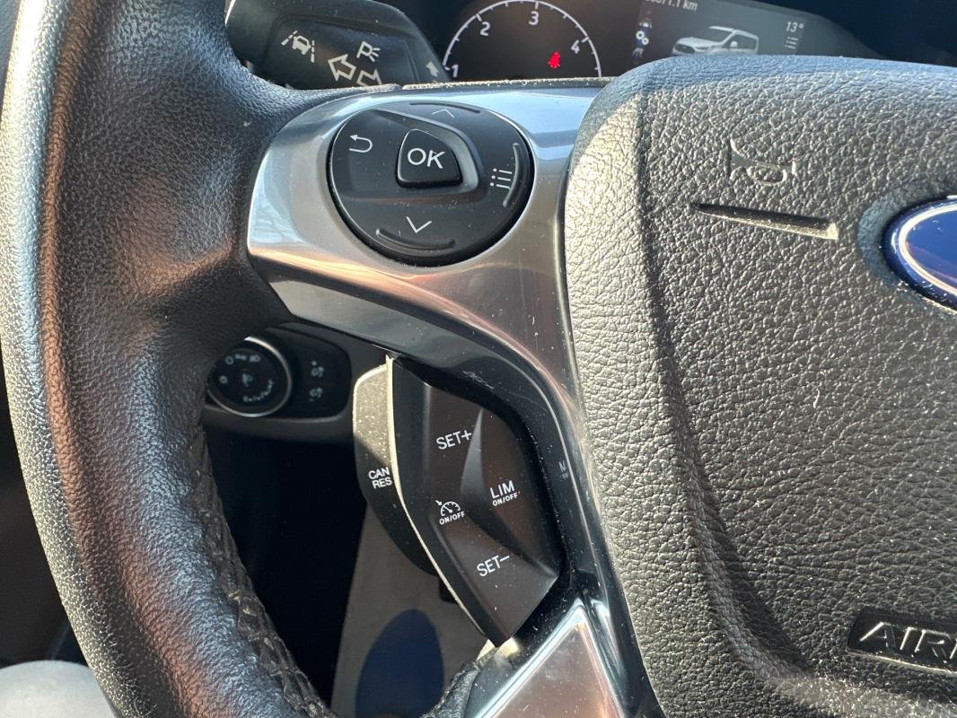 Ford Tourneo Connect - Photo 20