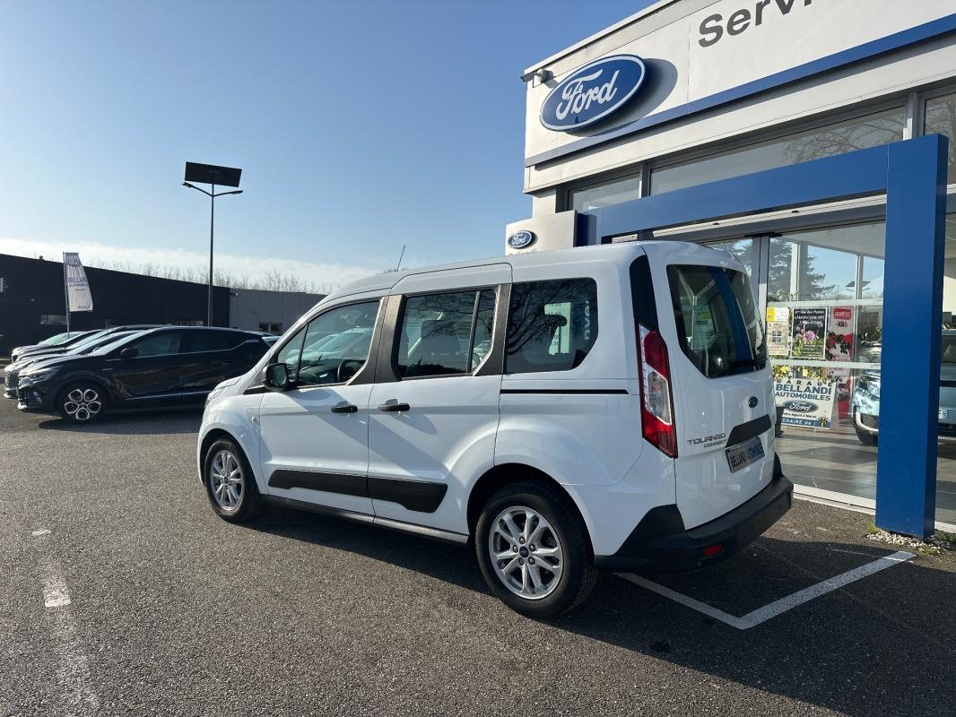 Ford Tourneo Connect - Photo 6