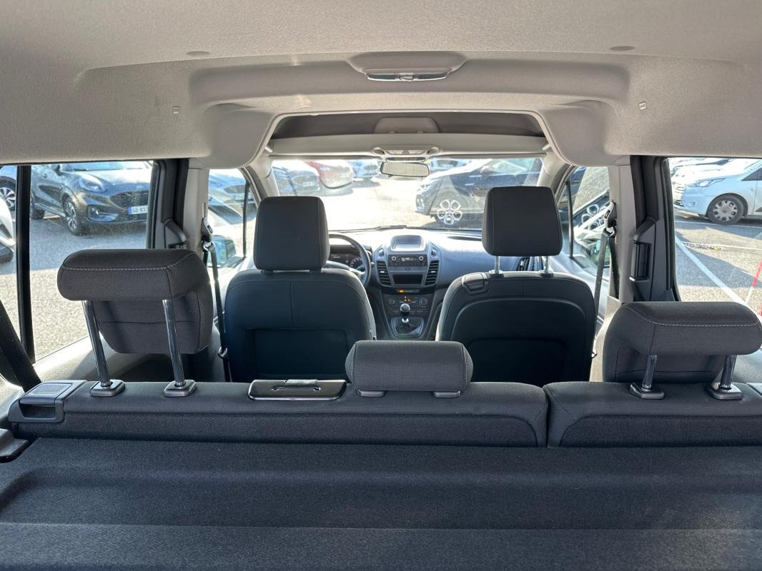 Ford Tourneo Connect - Photo 8