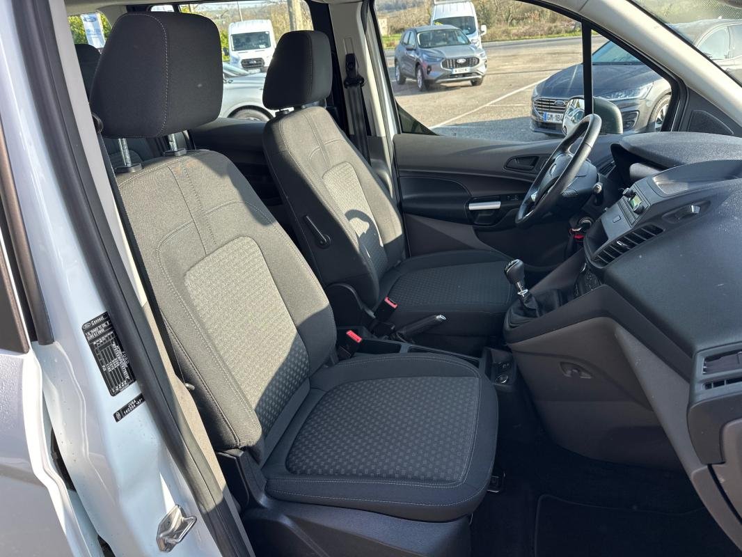 Ford Tourneo Connect - Photo 10