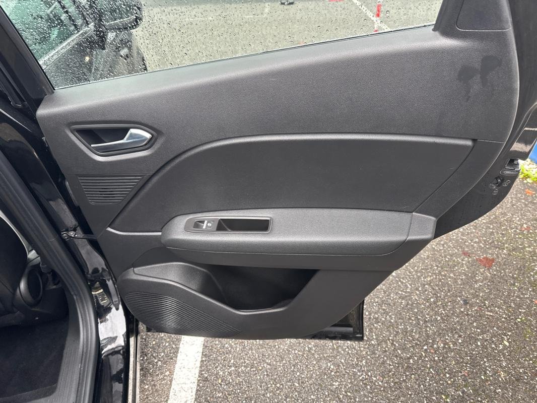 Renault Captur - Photo 10