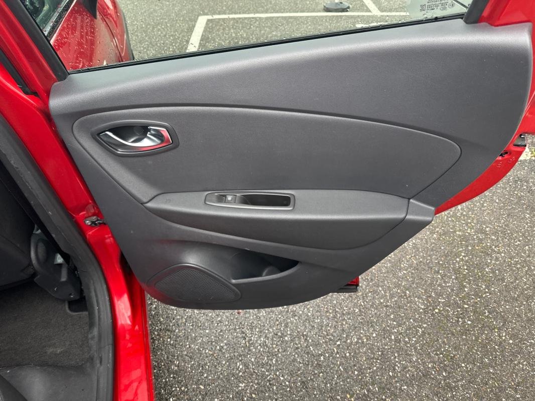 Renault Captur - Photo 10