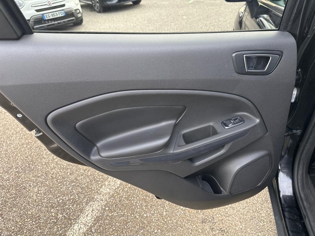 Ford EcoSport - Photo 12