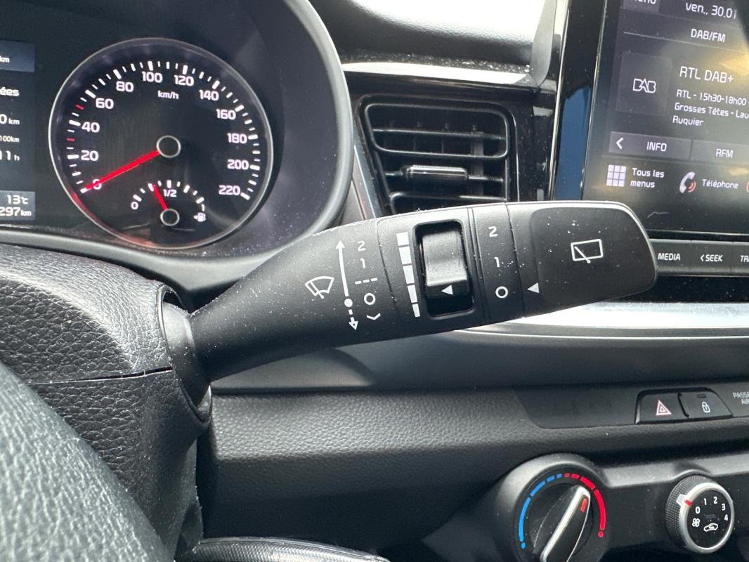 Kia Stonic - Photo 22