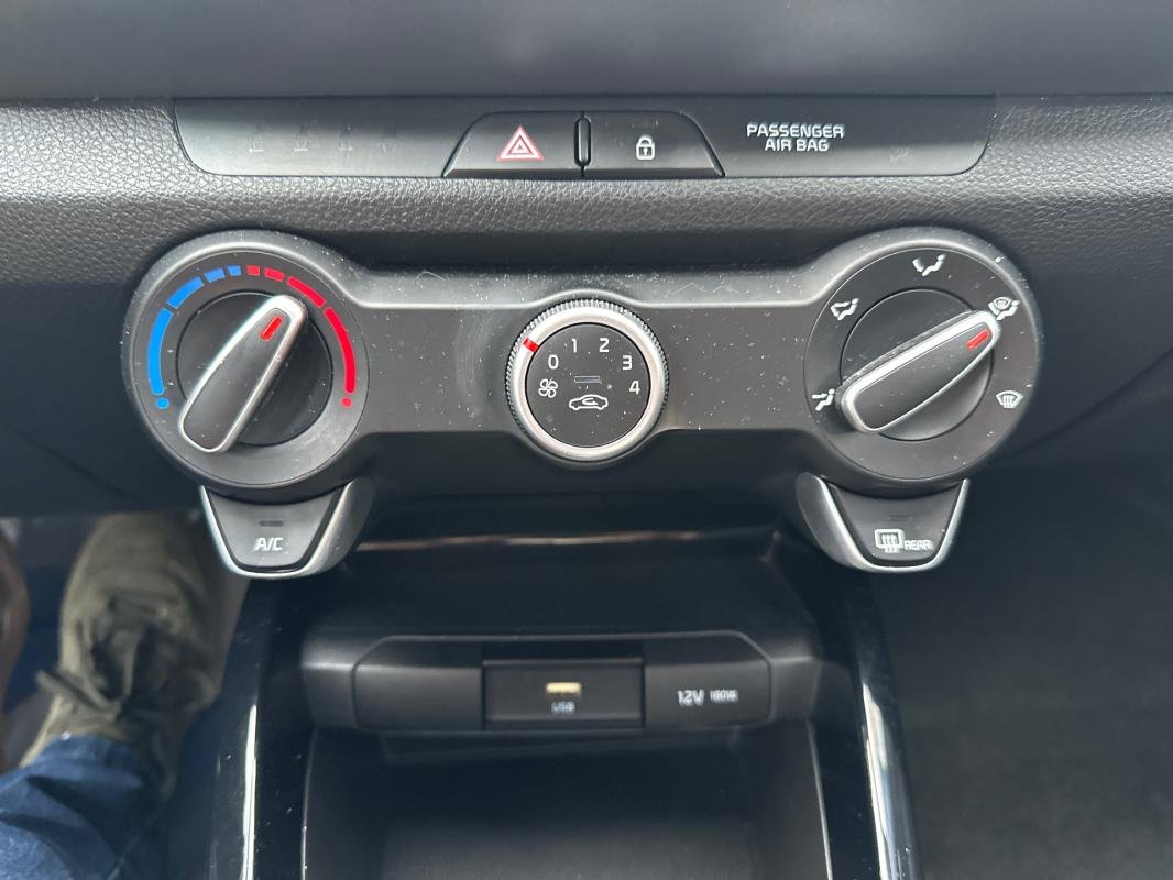 Kia Stonic - Photo 27