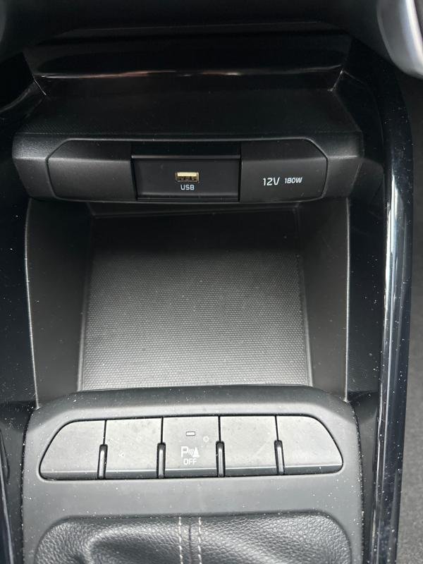 Kia Stonic - Photo 28