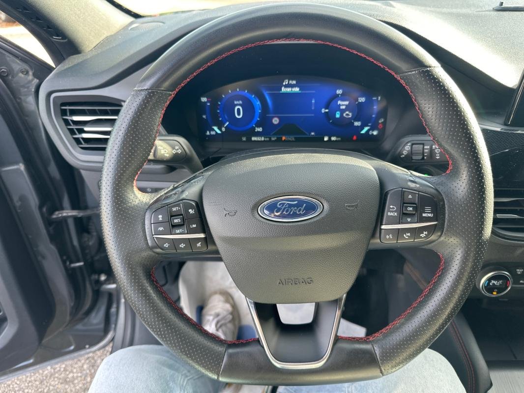 Ford Kuga - Photo 19
