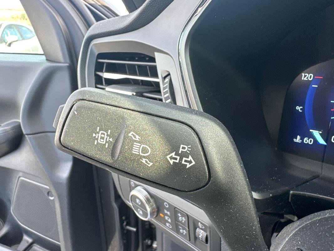 Ford Kuga - Photo 23