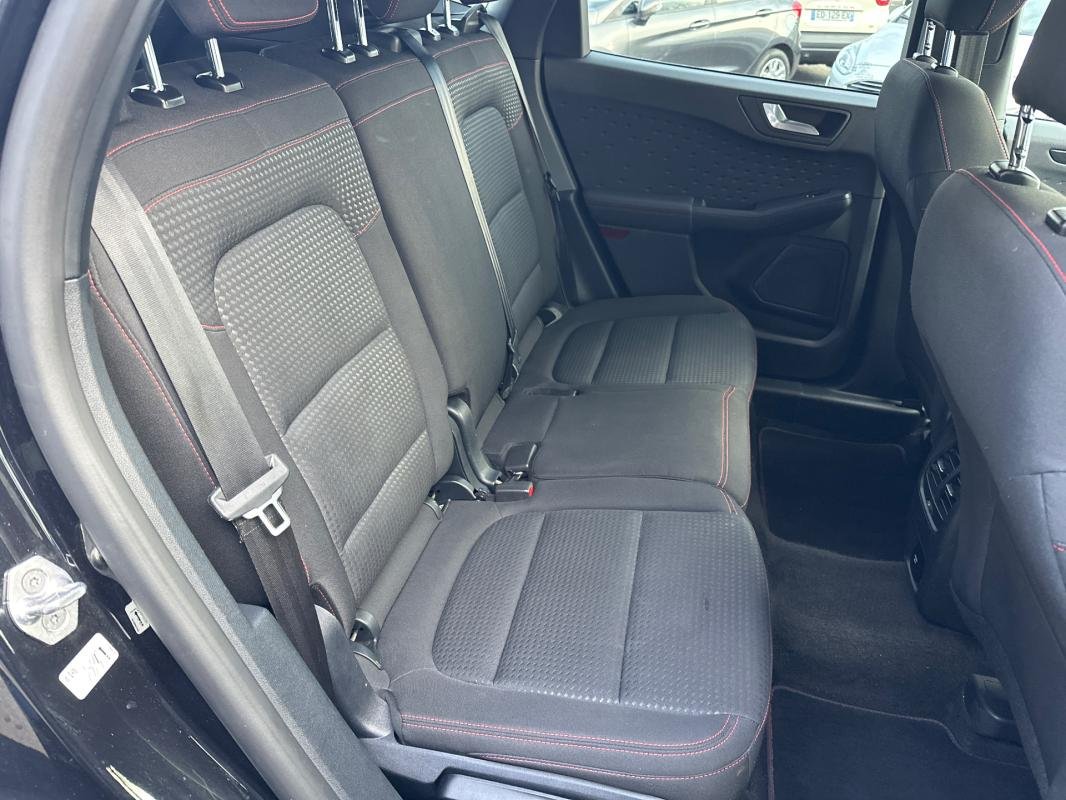 Ford Kuga - Photo 11