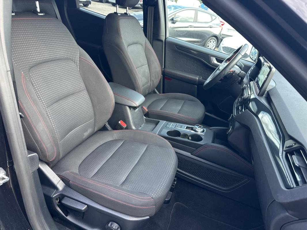 Ford Kuga - Photo 13