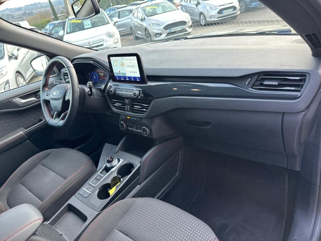 Ford Kuga - Photo 14