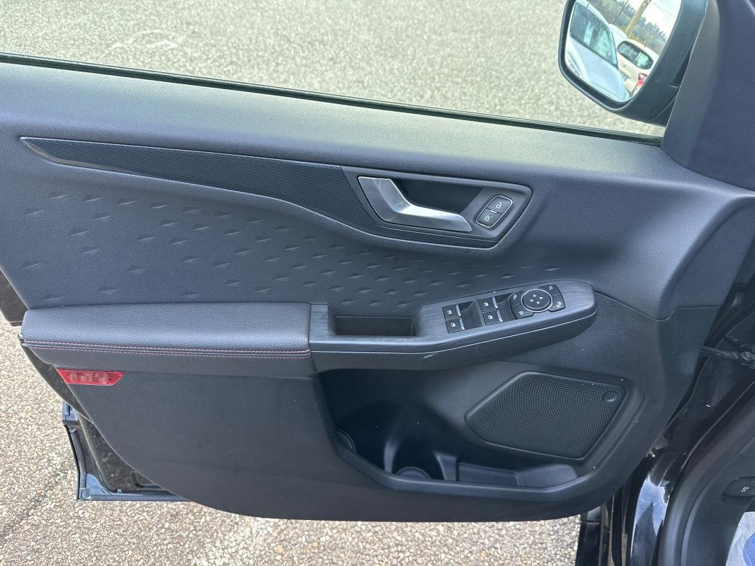 Ford Kuga - Photo 20