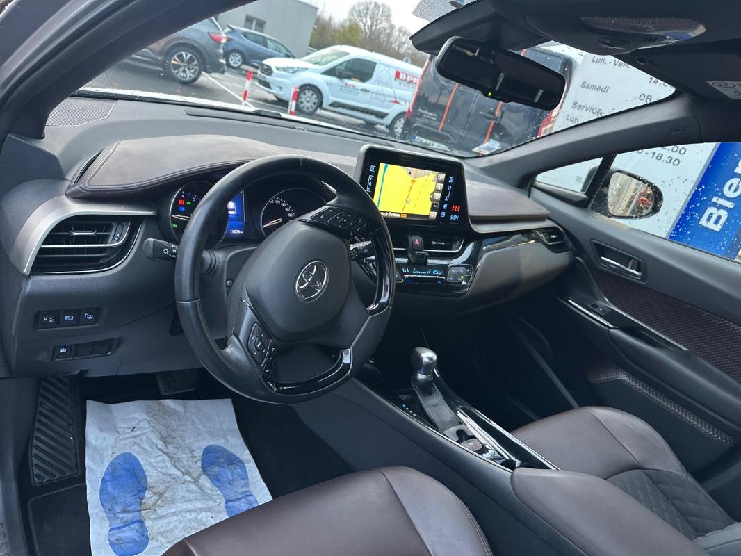 Toyota C-HR - Photo 16