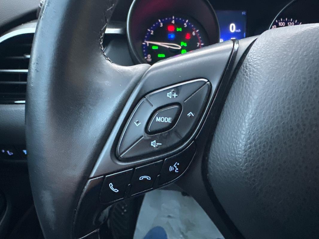 Toyota C-HR - Photo 21