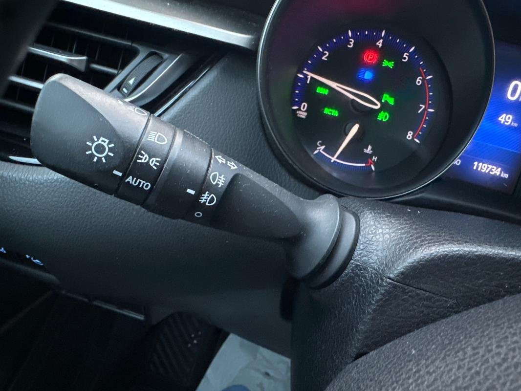 Toyota C-HR - Photo 24