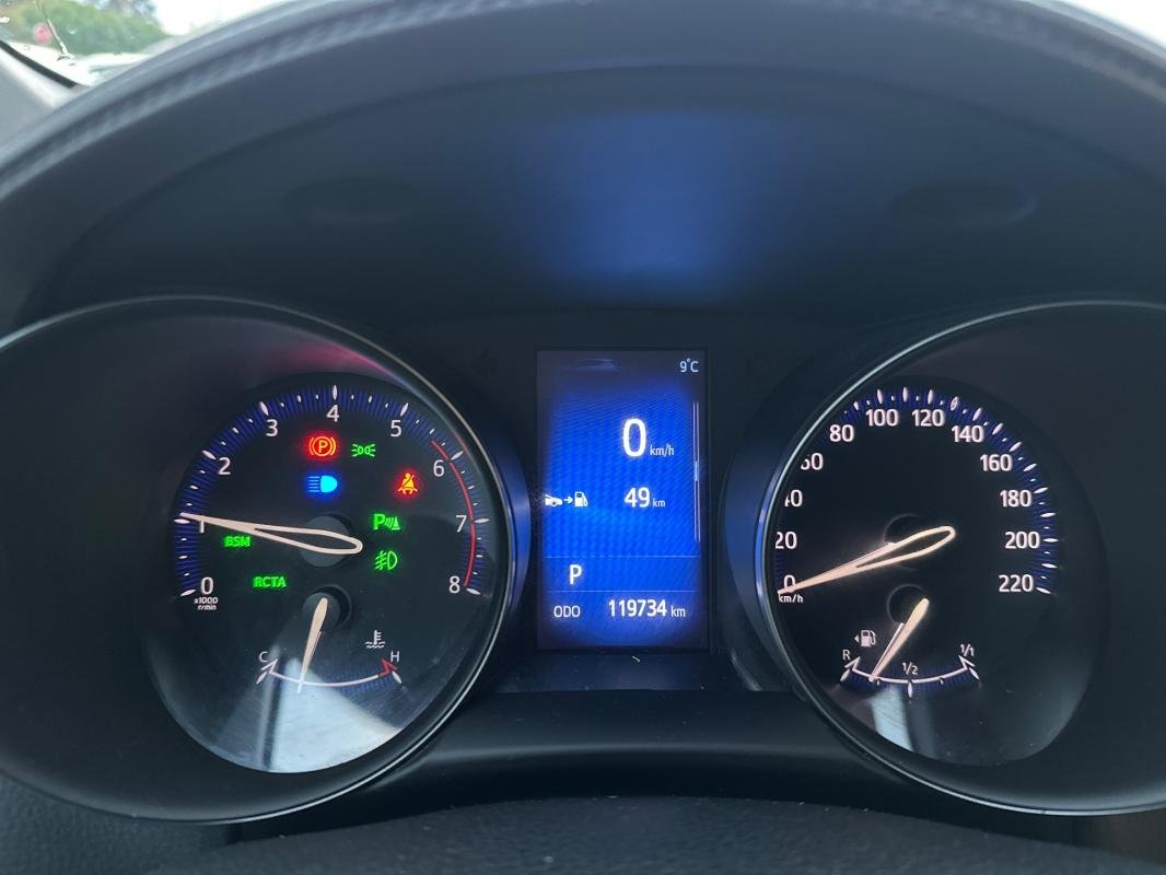 Toyota C-HR - Photo 25