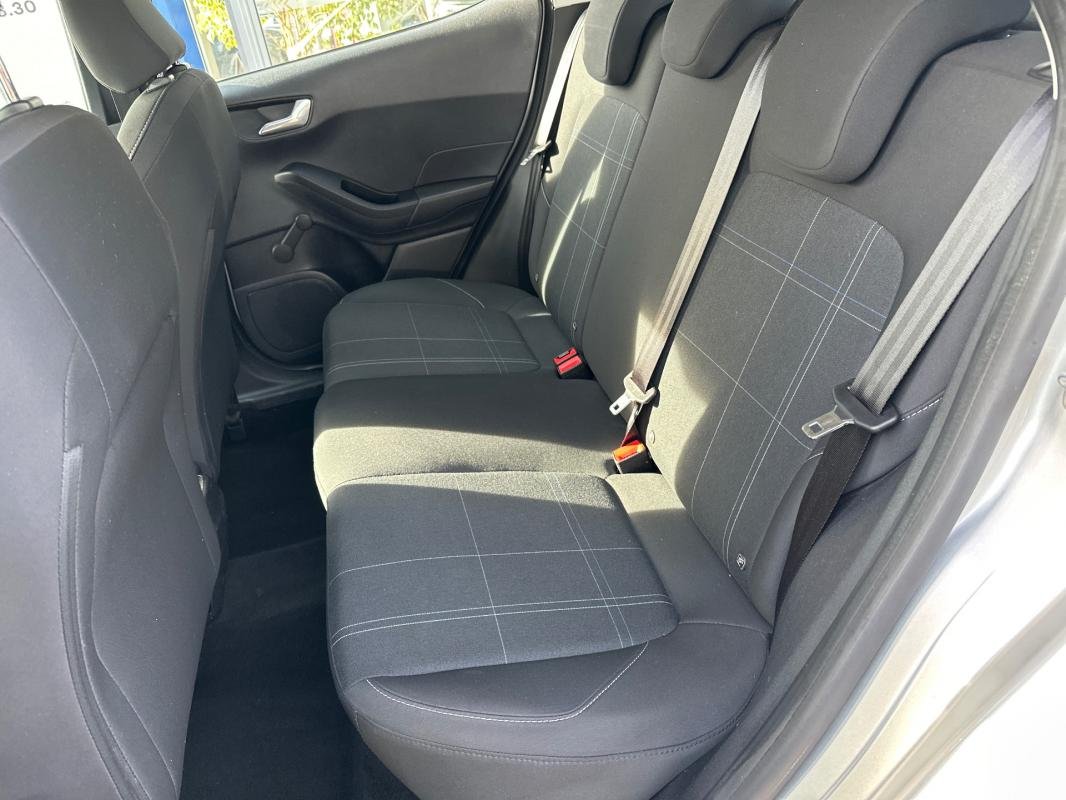 Ford Fiesta - Photo 11
