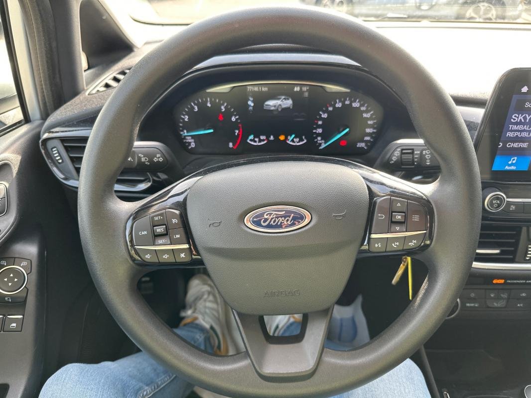Ford Fiesta - Photo 17