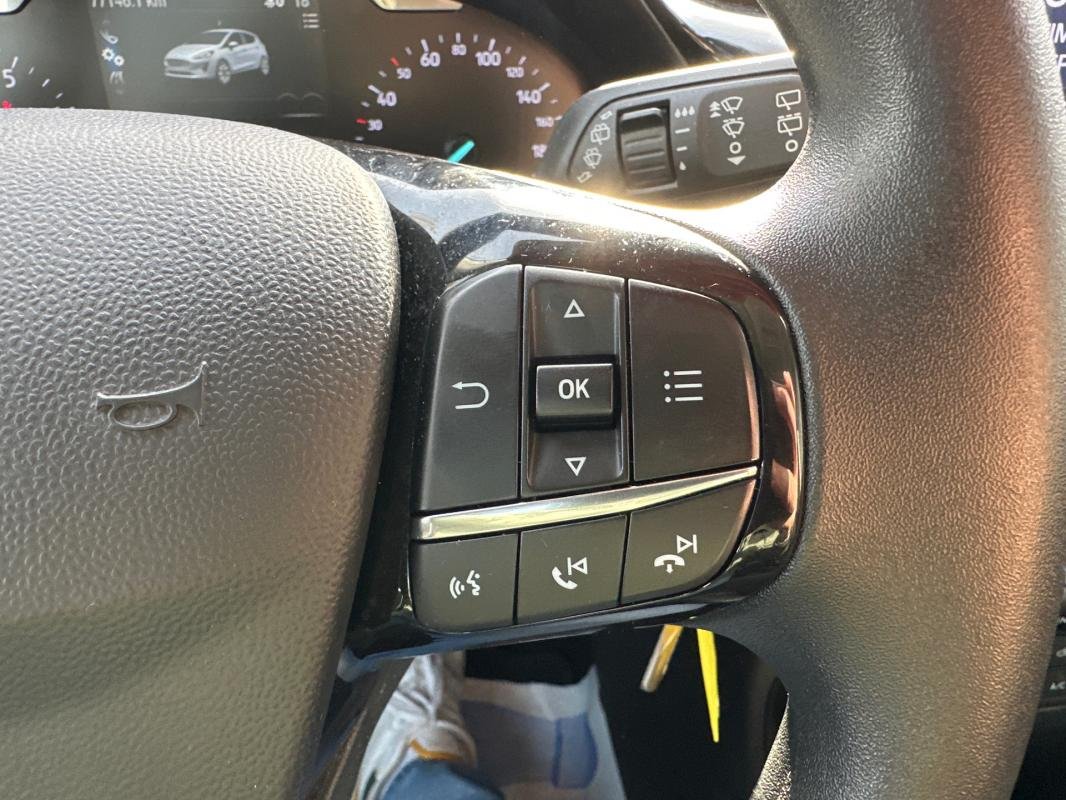 Ford Fiesta - Photo 18