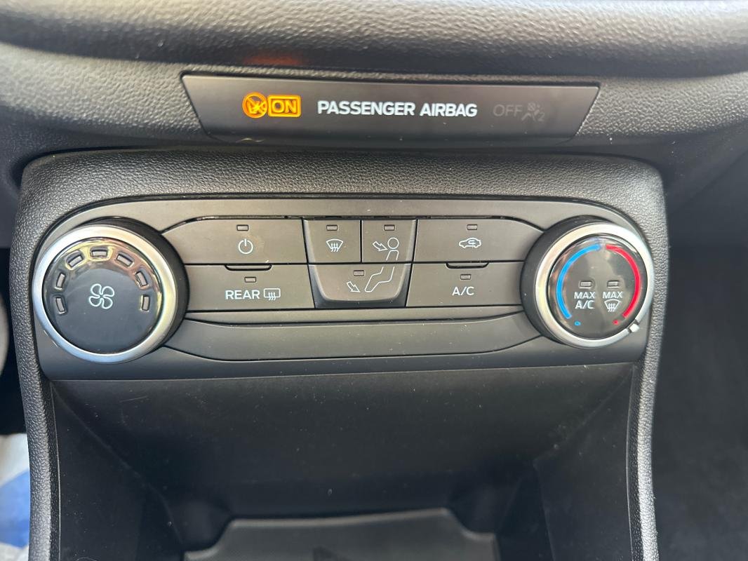 Ford Fiesta - Photo 27