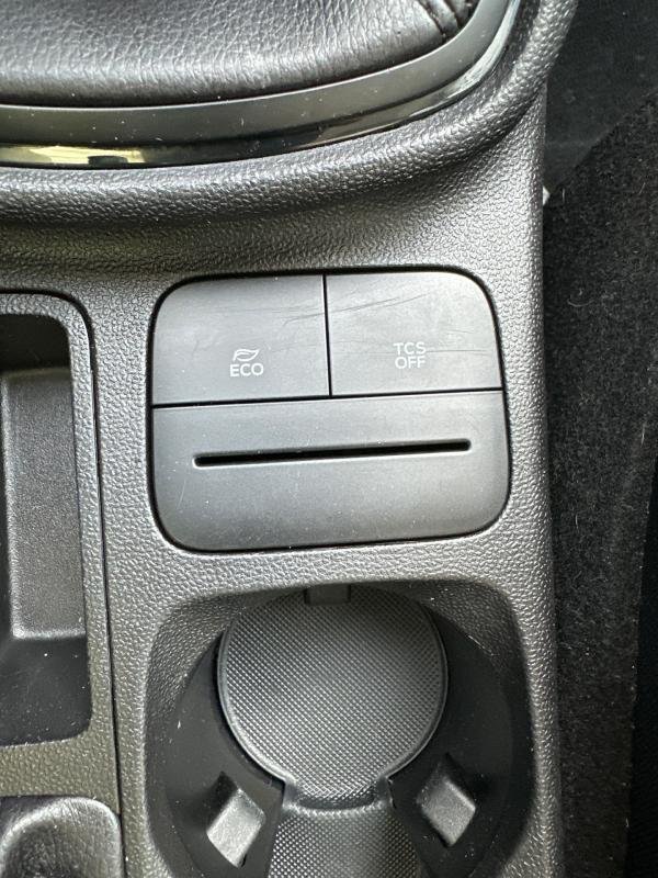 Ford Fiesta - Photo 30