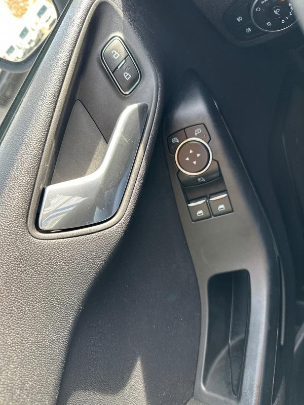 Ford Fiesta - Photo 32