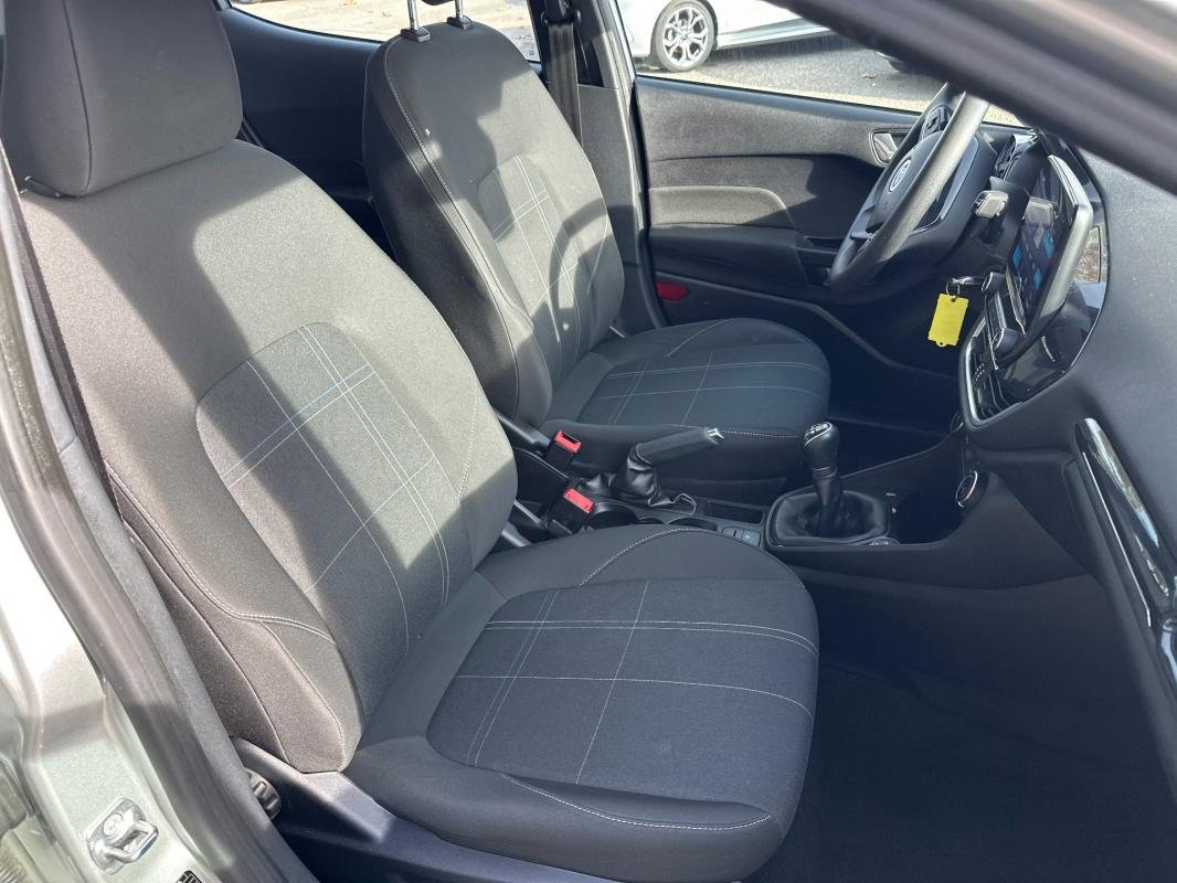 Ford Fiesta - Photo 9