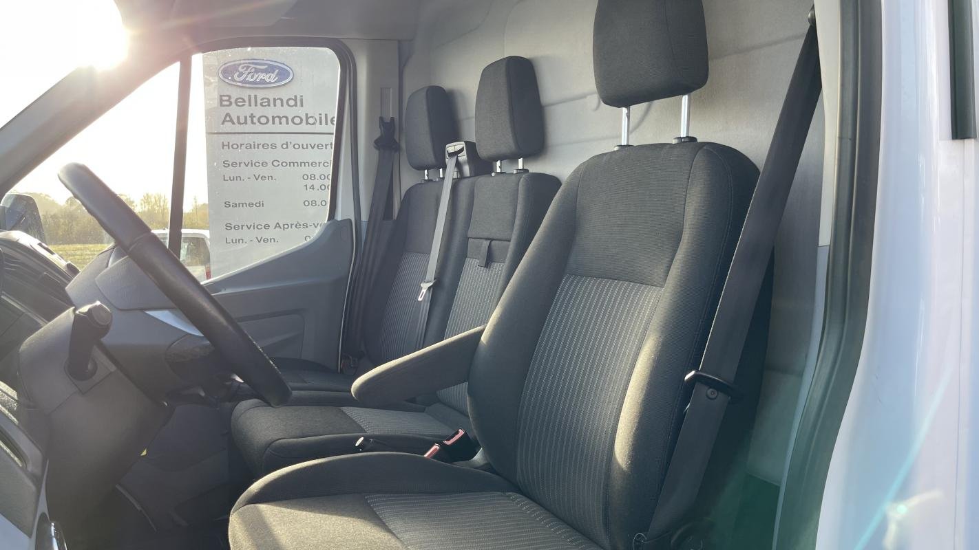 Ford Transit - Photo 8