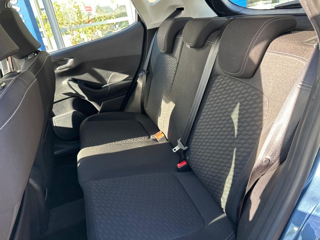 Ford Fiesta - Photo 14
