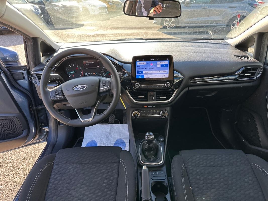 Ford Fiesta - Photo 19
