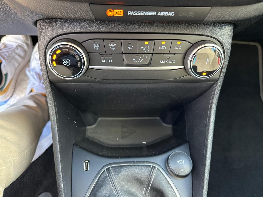Ford Fiesta - Photo 28