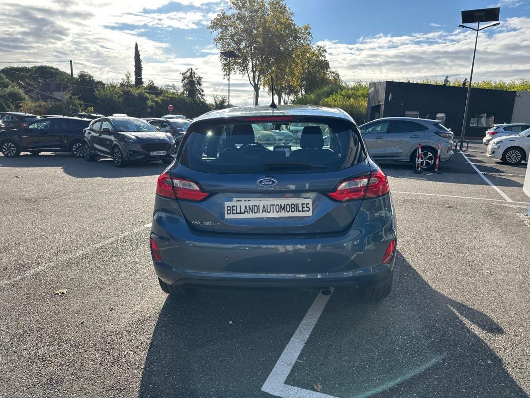 Ford Fiesta - Photo 4