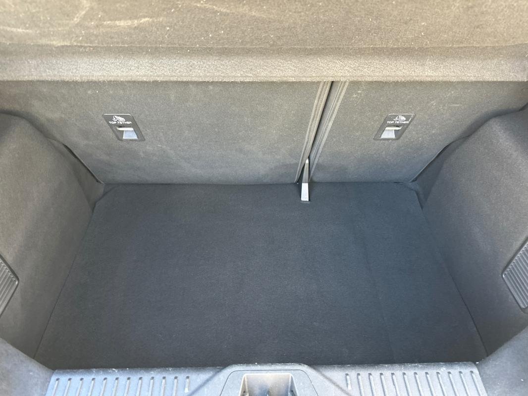 Ford Fiesta - Photo 6