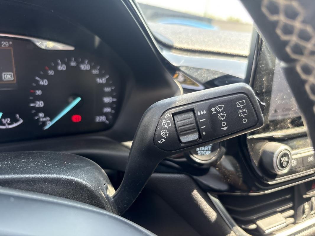 Ford Fiesta - Photo 17