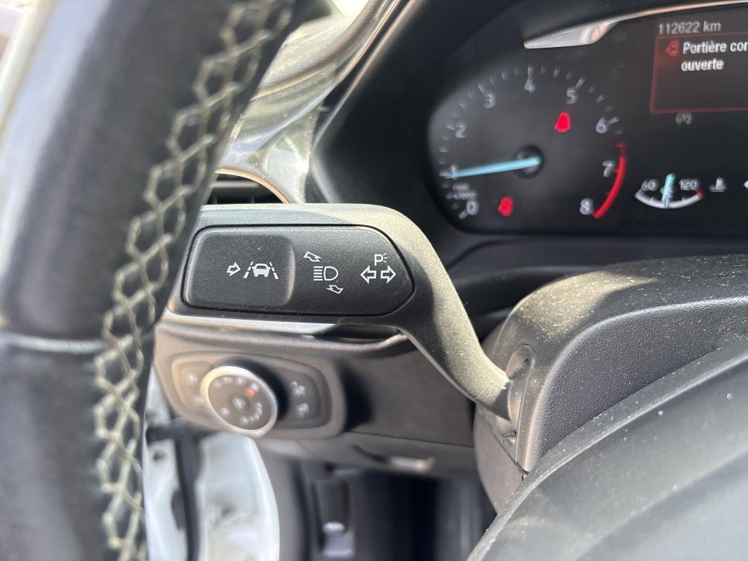 Ford Fiesta - Photo 18