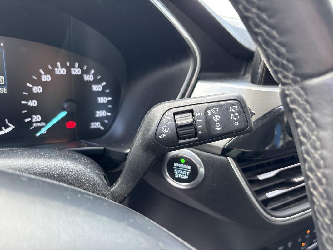 Ford Kuga - Photo 13