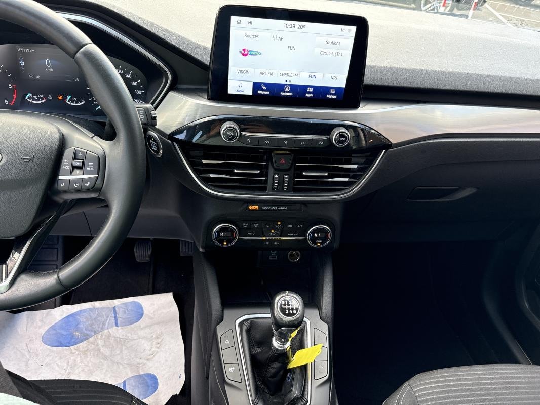 Ford Kuga - Photo 17