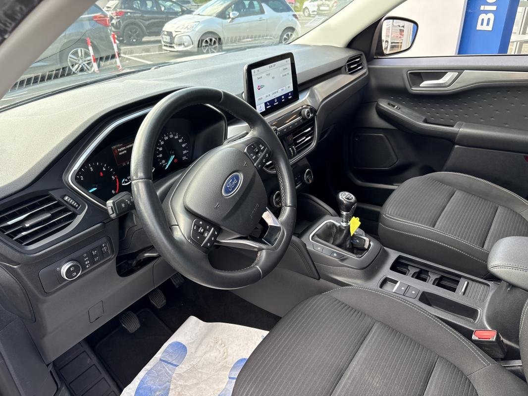 Ford Kuga - Photo 10