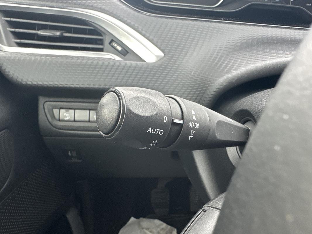 Peugeot 2008 - Photo 21